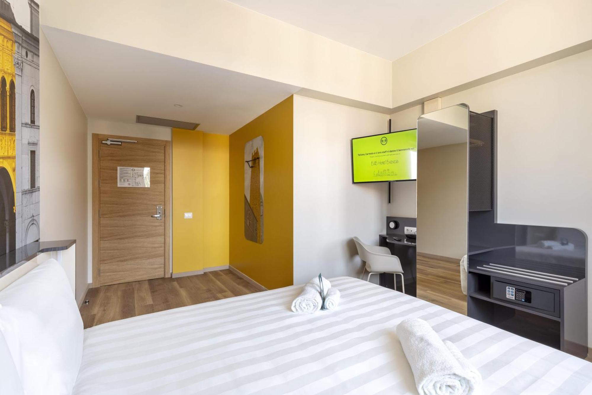 Double Room,1739668980:JPEG